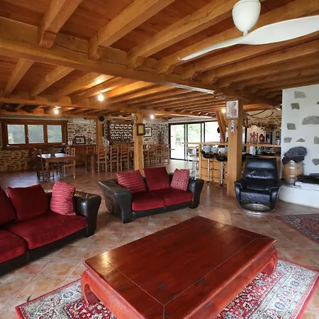 D Hotes Azkena Bed & Breakfast Arrast-Larrebieu