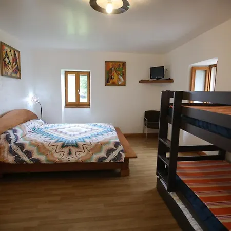 Couette-café D Hotes Azkena Arrast-Larrebieu