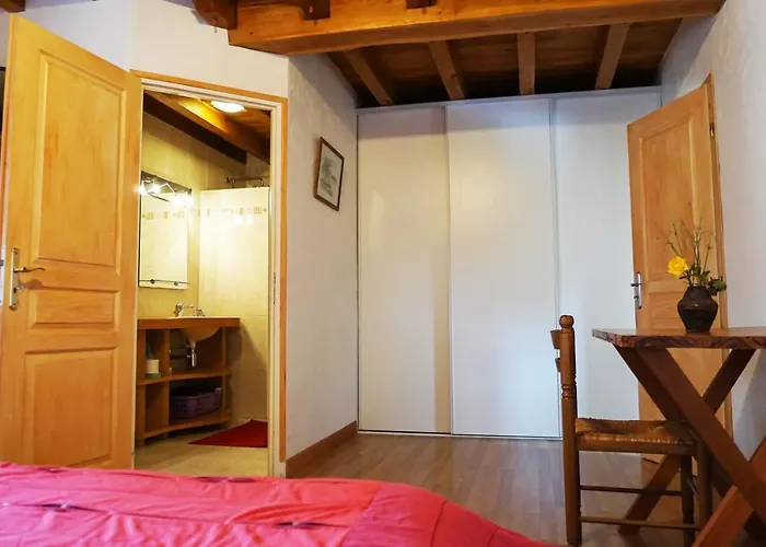 D Hotes Azkena Bed and breakfast 3*